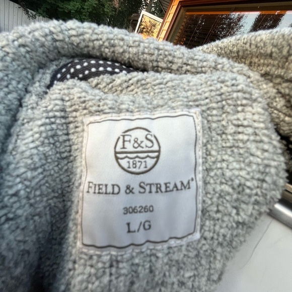 Field & Stream Men’s Large, Cream Coloured Pullover Sweater with Buttons - Picture 5 of 5